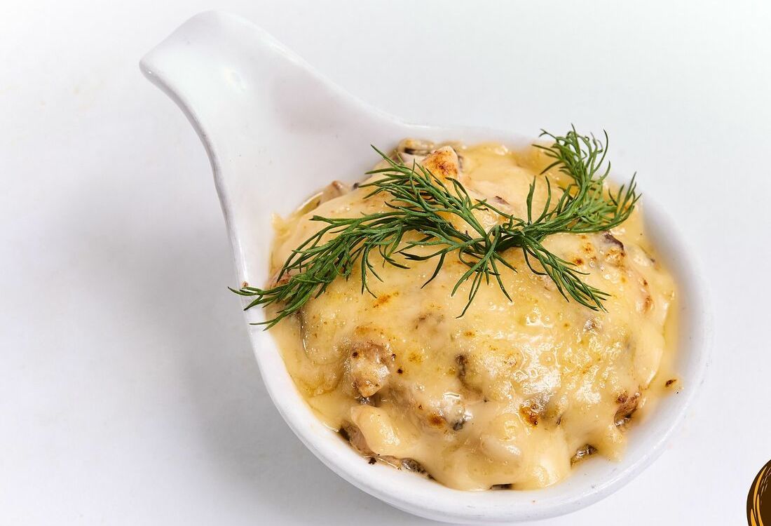 Жюльен с курицей и грибами