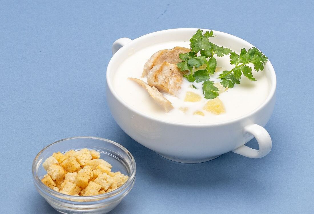 Сливочный суп с курицей