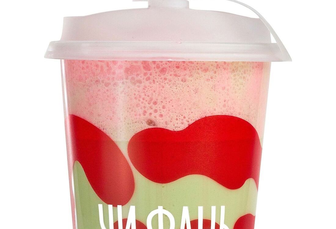 Матча с клубничной пеной : Бабл Чи