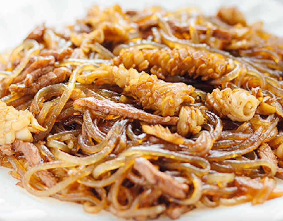 1109 Фунчоза со свининой и кальмаром