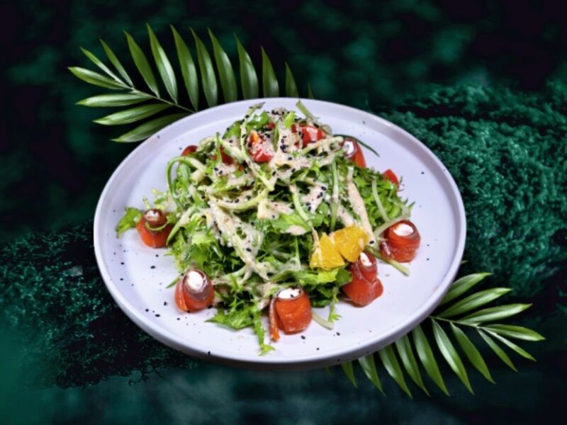 Морское искушение с лососем