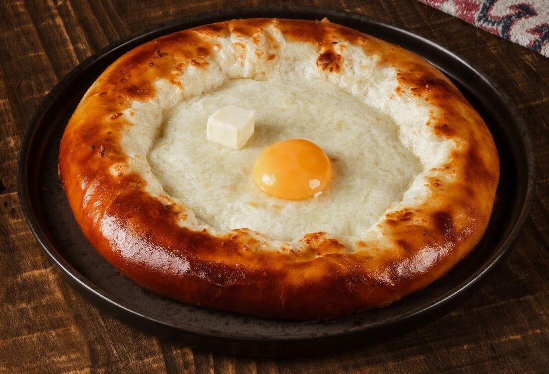Хачапури по-аджарски
