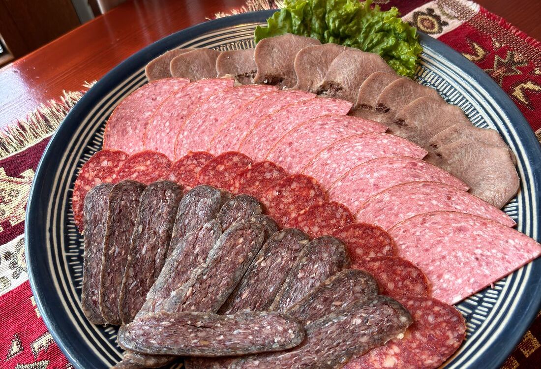 Мясная тарелка