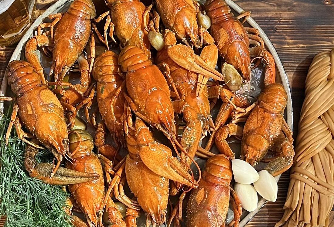 Отборные раки, жаренные в пиве